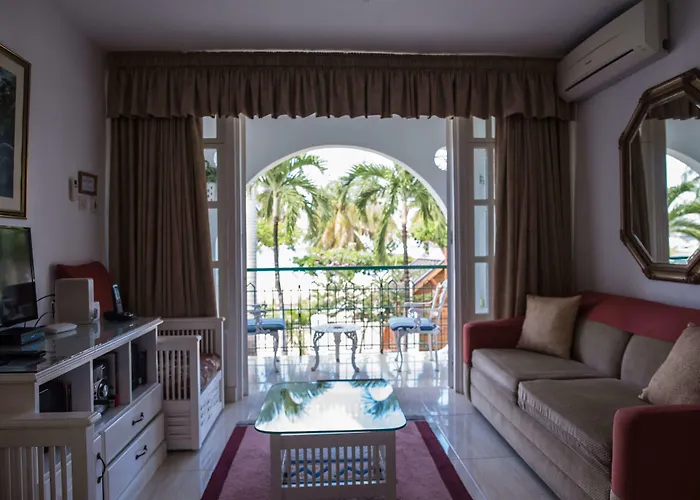 Sandcastle E9 Aparthotel Ocho Rios