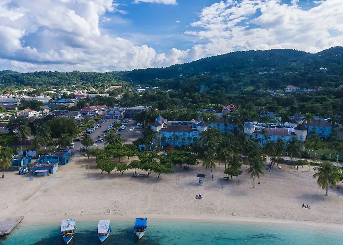Sandcastle E9 Aparthotel Ocho Rios